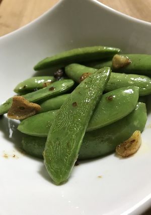 スナップエンドウのアンチョビ炒め-レシピのメイン写真
