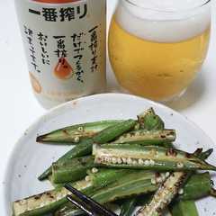 รูปของ バター醤油香る！焼きオクラ
