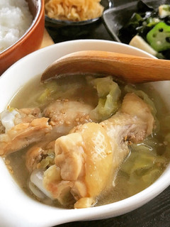 簡単!朝食◎手羽元とキャベツの生姜スープ-レシピのメイン写真
