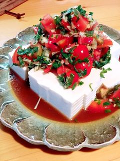 簡単おつまみ!トマトと大葉の冷奴♡-レシピのメイン写真