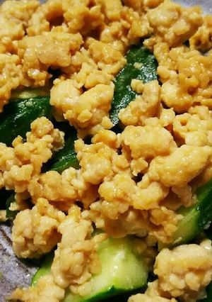 ご飯が進む！きゅうりと鳥そぼろ和え-レシピのメイン写真