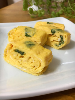粉チーズとバジルの卵焼き-レシピのメイン写真