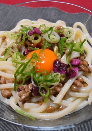 夏にピッタリ★冷やし梅しそ納豆うどん-レシピのメイン写真