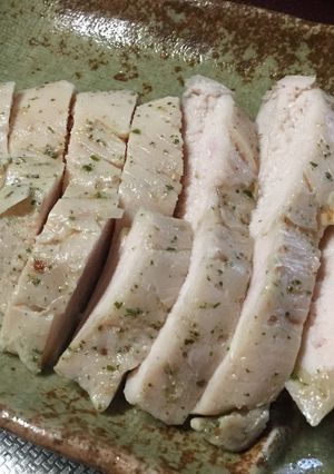 低温調理器でジューシーサラダチキン-レシピのメイン写真
