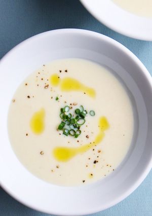 ビシソワーズ（じゃがいもの冷たいスープ-レシピのメイン写真