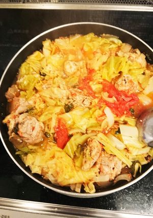 豚肉とキャベツのトマト煮込み-レシピのメイン写真