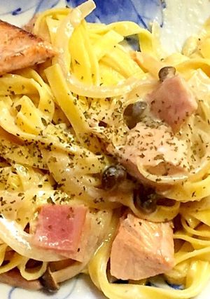 鮭とベーコンしめじのクリームパスタ-レシピのメイン写真