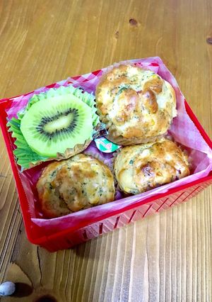 中学生女子 チーズマフィン弁当-レシピのメイン写真