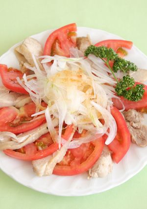 蒸し鶏とトマトのピリ辛ソース-レシピのメイン写真
