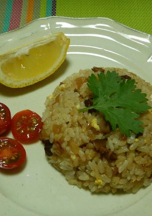 パクチーがきめ手！エビ風味チャーハン-レシピのメイン写真