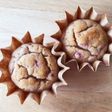 すももジャムを使った米粉のカップケーキ