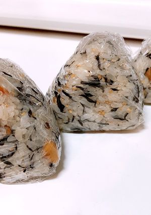 ひじきおにぎり-レシピのメイン写真