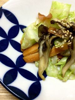 お弁当にもう一品⁂まいたけ入り野菜炒め-レシピのメイン写真