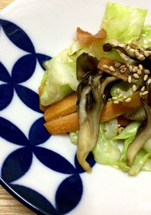 お弁当にもう一品⁂まいたけ入り野菜炒め-レシピのメイン写真