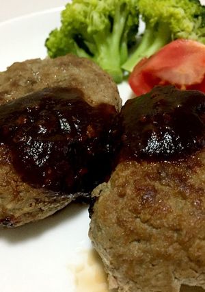 すりおろし玉ねぎで作るやわらかハンバーグ-レシピのメイン写真