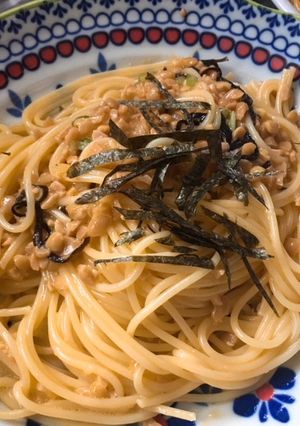 混ぜるだけ!卵黄とろ〜り濃厚納豆パスタ　-レシピのメイン写真