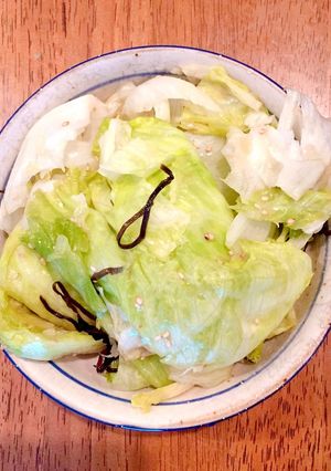 超簡単!さっぱり!レタスの塩昆布漬け-レシピのメイン写真