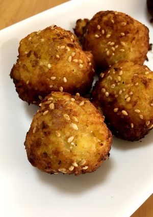 大人の給食☆さつまいものごま団子-レシピのメイン写真