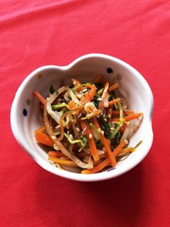 豆苗と人参ともやしの塩昆布ナムル-レシピのメイン写真