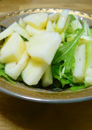 水菜とセロリとりんごのサラダ-レシピのメイン写真