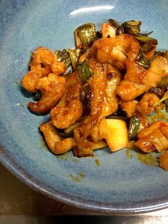 うま辛! 鶏皮のキムチ炒め-レシピのメイン写真