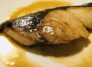 ブリ切り身の塩バターソース焼き-レシピのメイン写真
