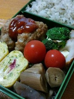 お弁当に梅干し入りふわふわ卵焼き-レシピのメイン写真