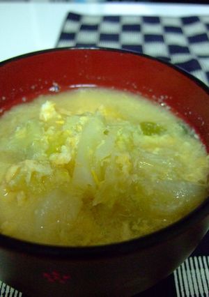 キャベツと卵のお味噌汁-レシピのメイン写真