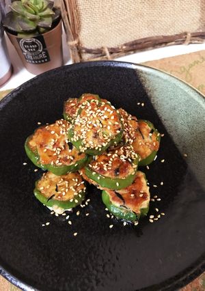 鶏ひきとひじきのピーマンハンバーグ-レシピのメイン写真