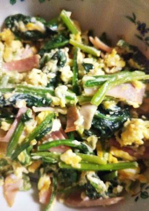 ほうれん草とハムの煎り玉子-レシピのメイン写真