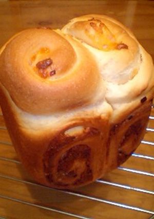 HBで食パン型ハムマヨロール-レシピのメイン写真