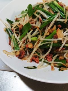 にらともやしのコンビーフハッシュ炒め-レシピのメイン写真