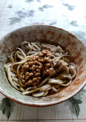あったか肉うどんに納豆のせ(●´ω｀●)-レシピのメイン写真
