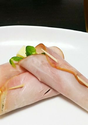 超簡単！生ピーマンのハム巻き-レシピのメイン写真