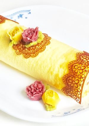 米粉のロールケーキ生クリームあんフラワー-レシピのメイン写真