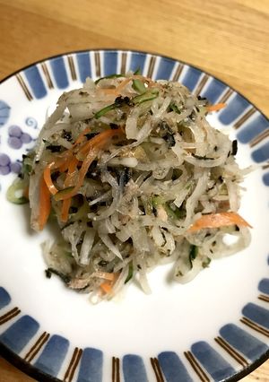 千切り野菜をモリモリ食べよう☆海苔サラダ-レシピのメイン写真