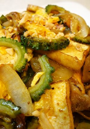 レッドカレー香るゴーヤチャンプルー-レシピのメイン写真
