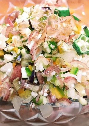 たっぷり夏野菜サラダ「やたら」-レシピのメイン写真