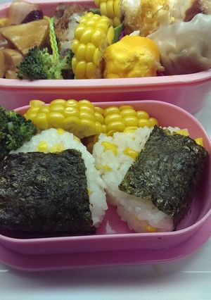 シャキシャキとうもろこしおにぎり-レシピのメイン写真
