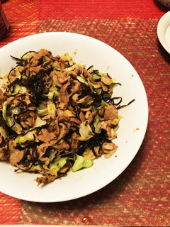 豚肉、キャベツ、舞茸のゴマ昆布炒め-レシピのメイン写真