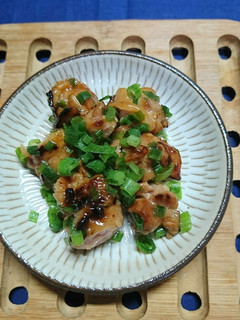 ネギまみれ!モモ肉の甘辛焼き-レシピのメイン写真