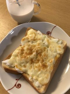 玉ねぎトーストin魚グリル-レシピのメイン写真