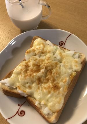 玉ねぎトーストin魚グリル-レシピのメイン写真