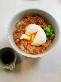 鰹節の半熟玉子のせ丼-レシピのメイン写真