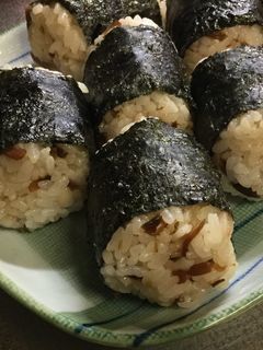 雑な男料理:生姜昆布(佃煮)おにぎり!!-レシピのメイン写真