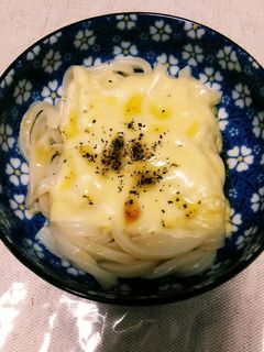 レンジで簡単!チーズうどん-レシピのメイン写真