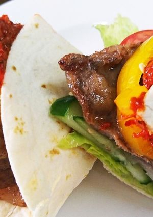 自家製トマトソースで牛肉のトルティーヤ-レシピのメイン写真