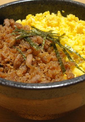 ツナそぼろと炒り卵で２色丼(^.^)-レシピのメイン写真