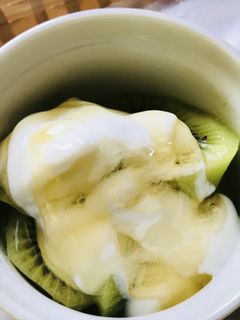 キュウイ&はちみつヨーグルト-レシピのメイン写真