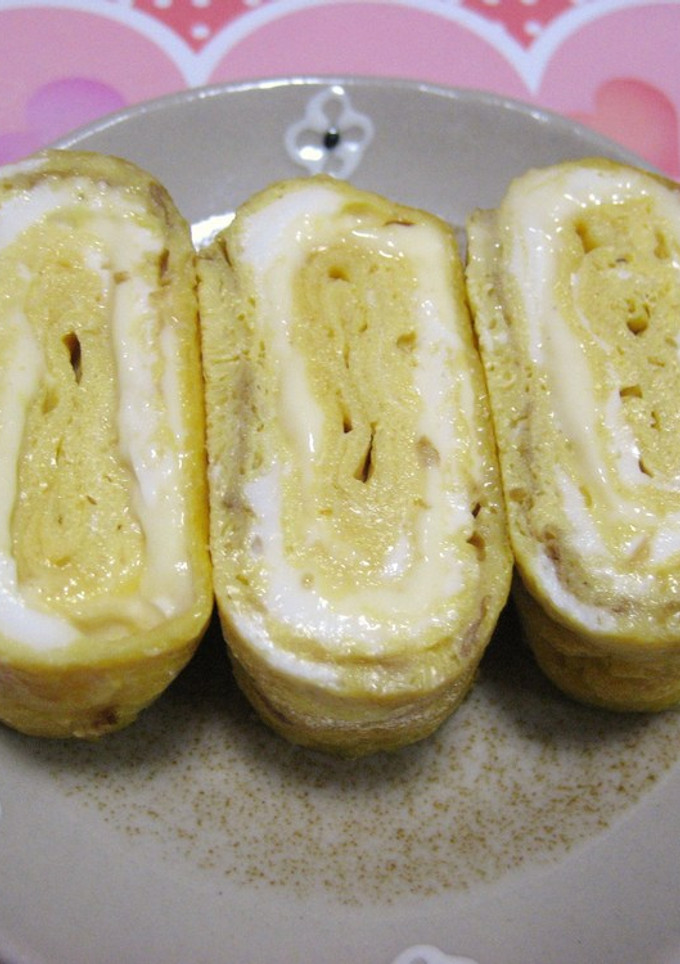 お弁当・朝食に♡チーズとかつお節の卵焼き-レシピのメイン写真